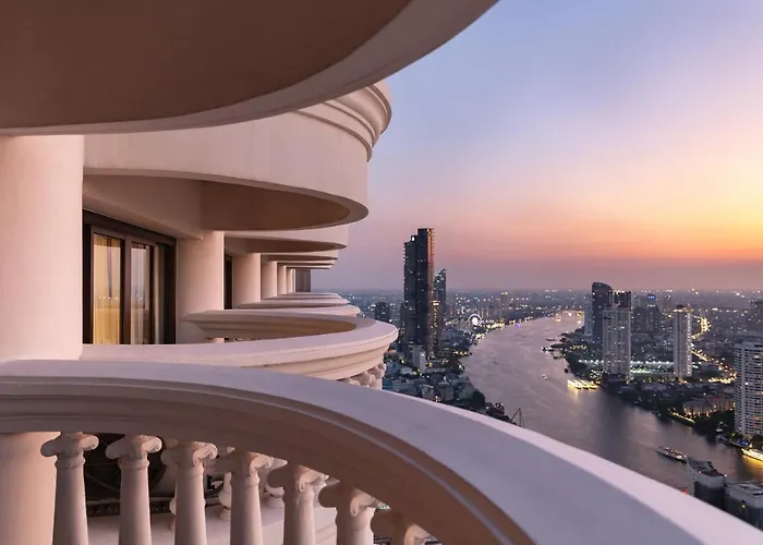 Tower Club At Lebua 酒店