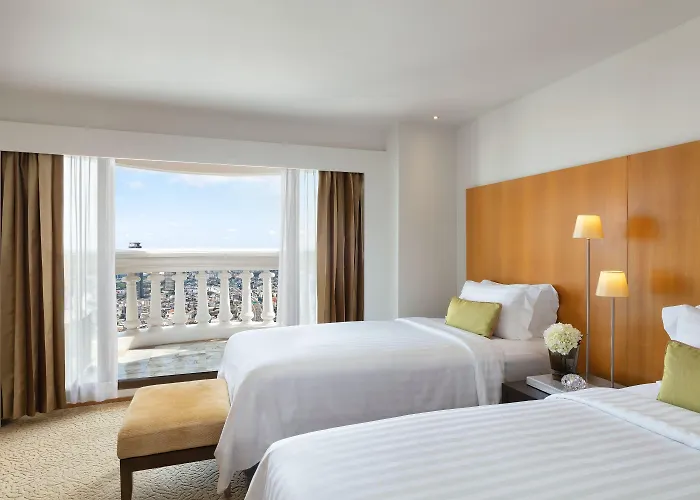 Tower Club At Lebua מלון 5*